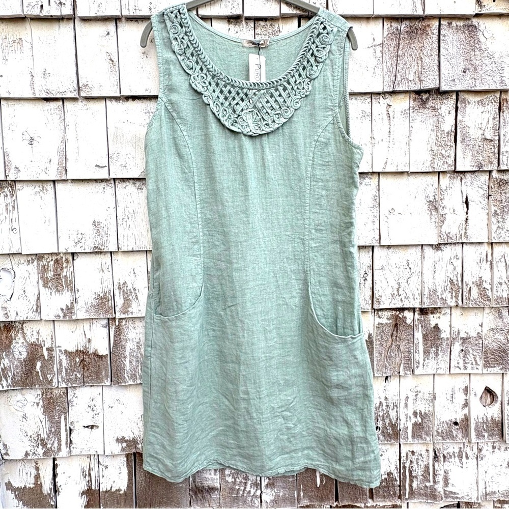 Lungo Larno Green Sleeveless Linen Front Pocket Green Dress